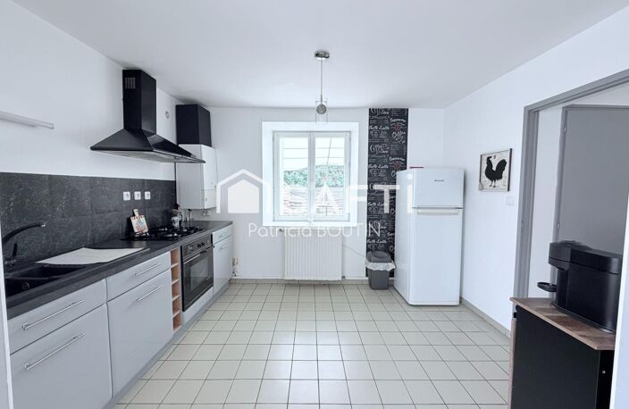 MAISON EN PIERRE 3 CHAMBRES + COUR A NIORT ! — photo 3