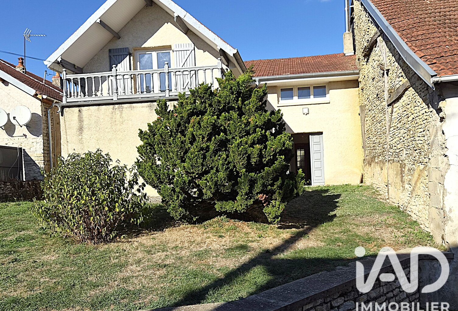 Vente Maison de village 8 pièces — photo 1