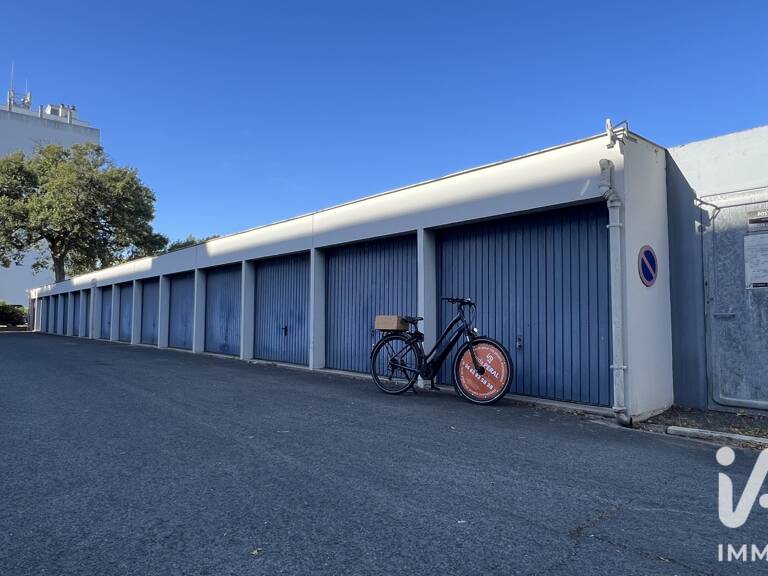 Vente Garage 15 m&sup2; — photo 1