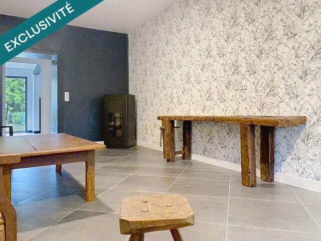Maison de ville tout juste rénovée du sol au plafond ! — photo du bien