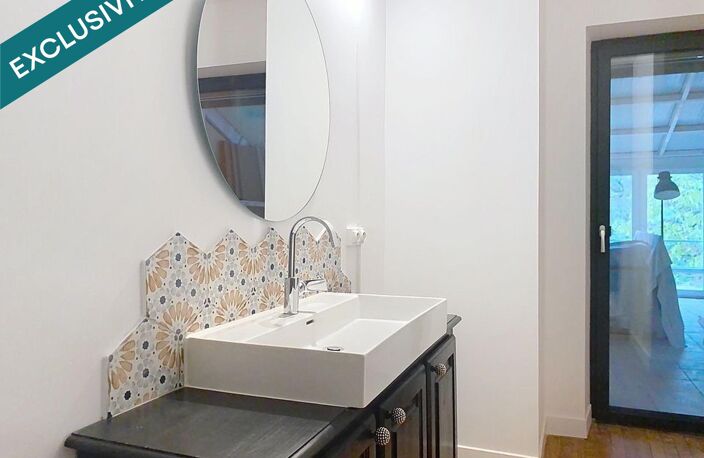 Maison de ville tout juste rénovée du sol au plafond ! — photo 3