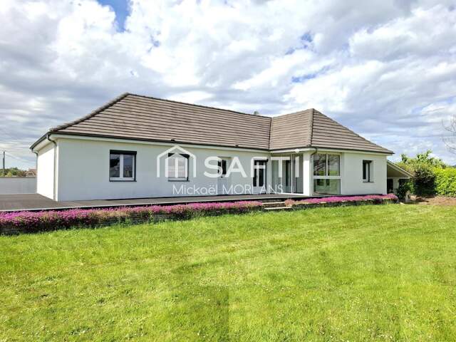 Maison de plain pied 135m2, 5 pièces dont 4 chambres — photo du bien