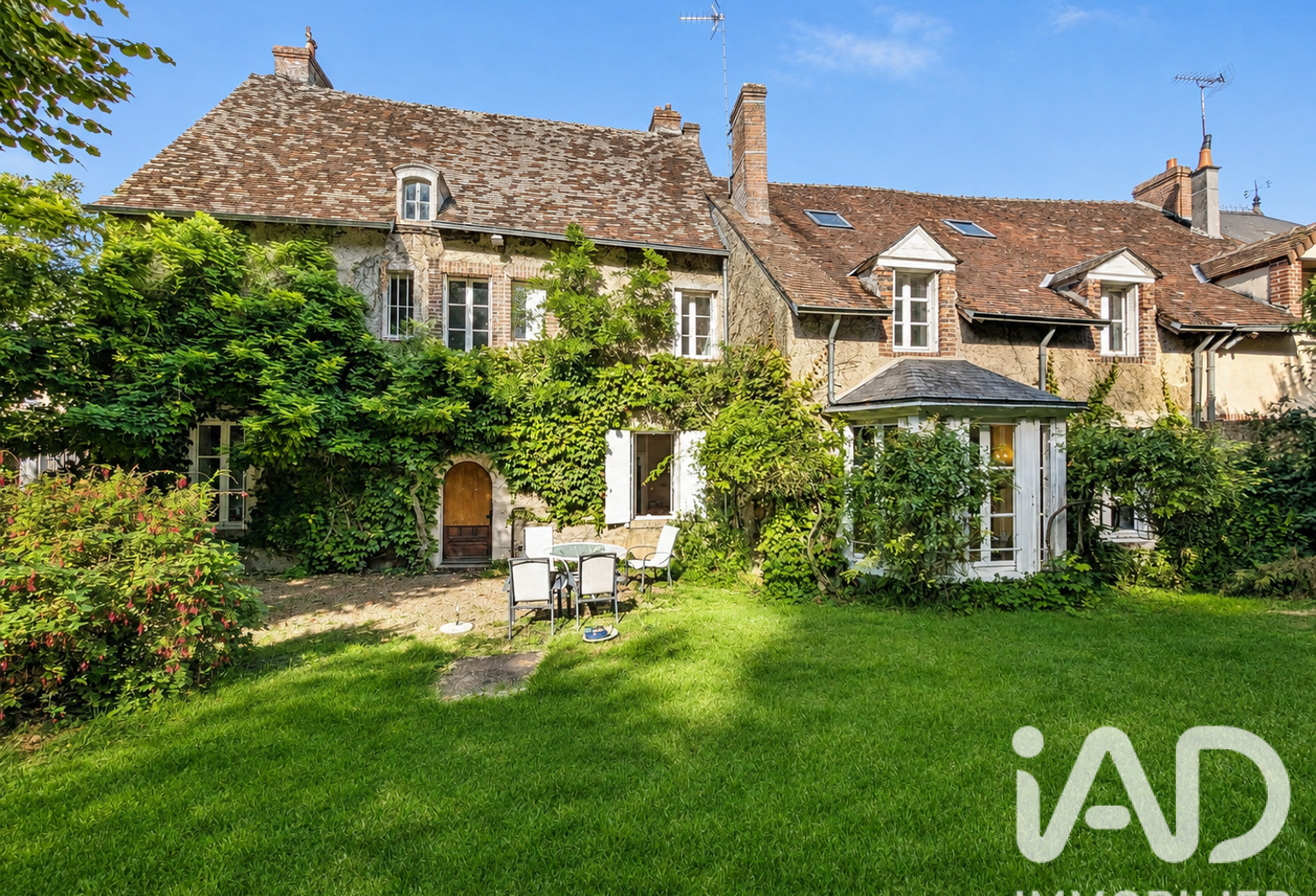 Vente Maison/villa 11 pièces — photo 1