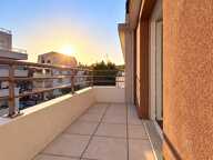 Lumineux 3 pièces avec balcon et parking — photo 3