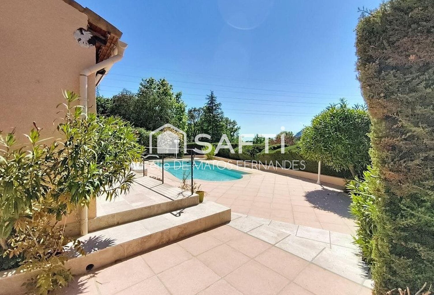 Maison 3 chambres +dépendance , piscine , carport — photo 1