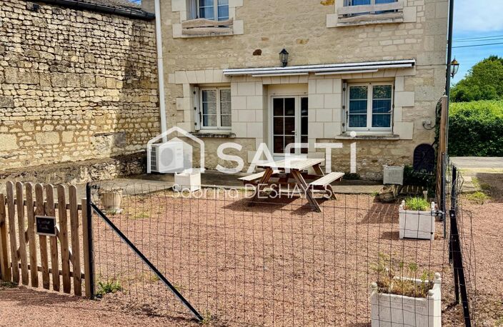 ENSEMBLE IMMOBILIER COMPOSÉ DE 2 MAISONS, CAVE, GARAGE ET JARDIN CLOS — photo 2