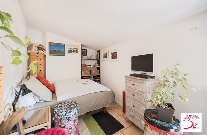 COLLOBRIÈRES  APPARTEMENT TRAVERSANT AU 3EME ET DERNIER ÉTAGE  — photo 3