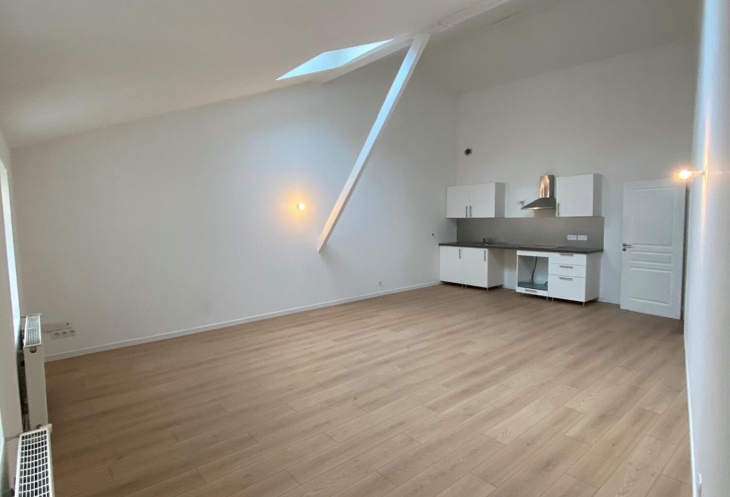 Beau T4 avec grande pièce de vie — photo 1
