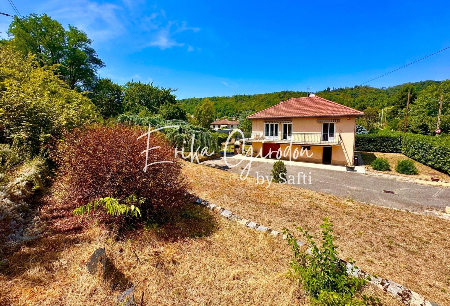 Maison familiale 3 chambres avec grand terrain ! — photo 1