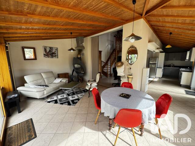 Vente Maison traditionnelle 5 pièces — photo du bien