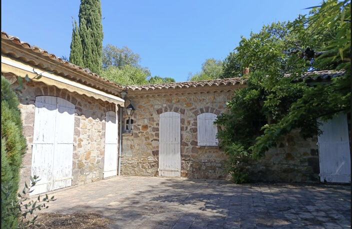 VILLA 5 PIECES A RENOVER A  GASSIN — photo 3
