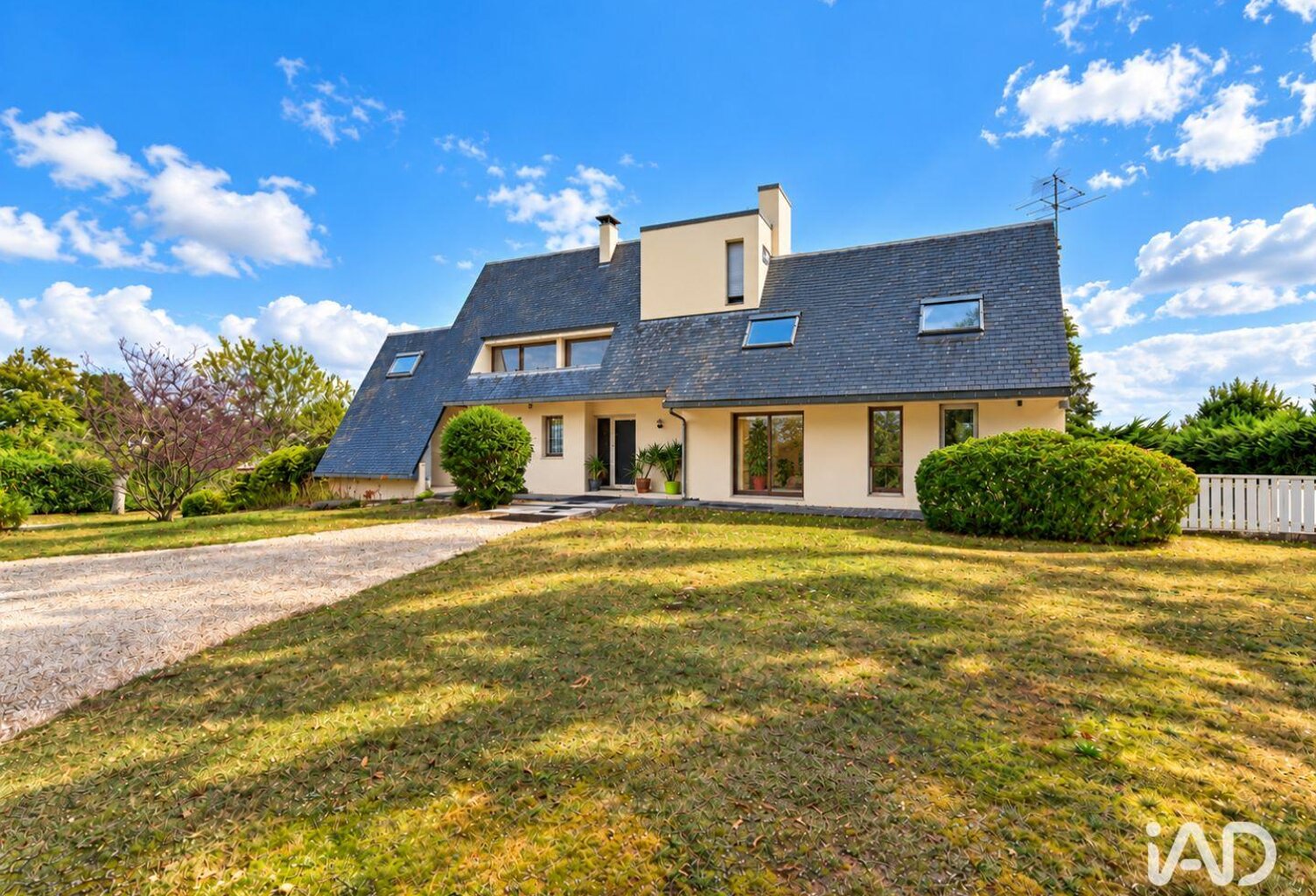 Vente Maison/villa 9 pièces — photo 1