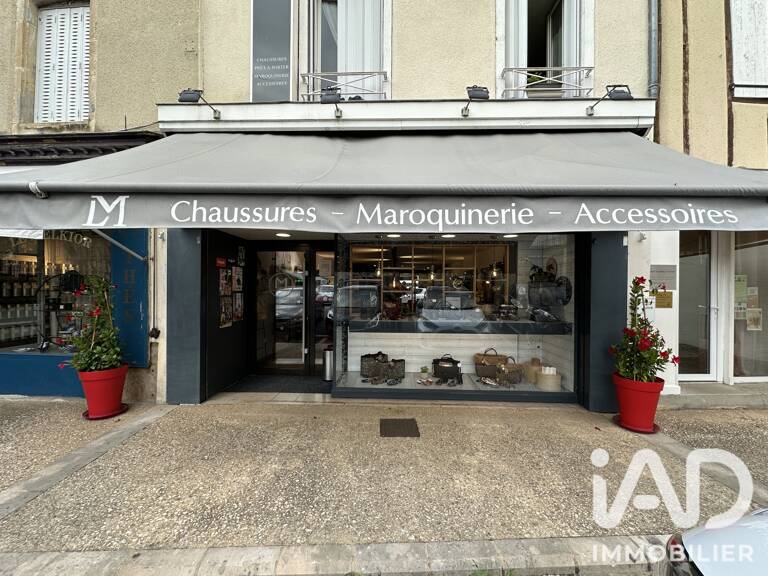 Vente Chaussure, Cuir 67 m&sup2; — photo 1