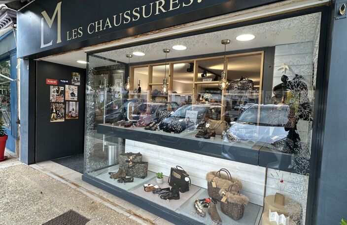 Vente Chaussure, Cuir 67 m&sup2; — photo 4