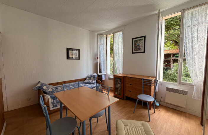 CADRE VERDOYANT - STUDIO DANS UNE PETITE MAISON — photo 2