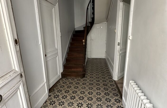 Vente Maison de ville 7 pièces — photo 2