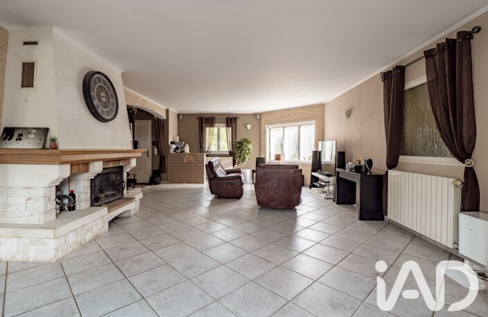 Vente Maison/villa 5 pièces — photo 2