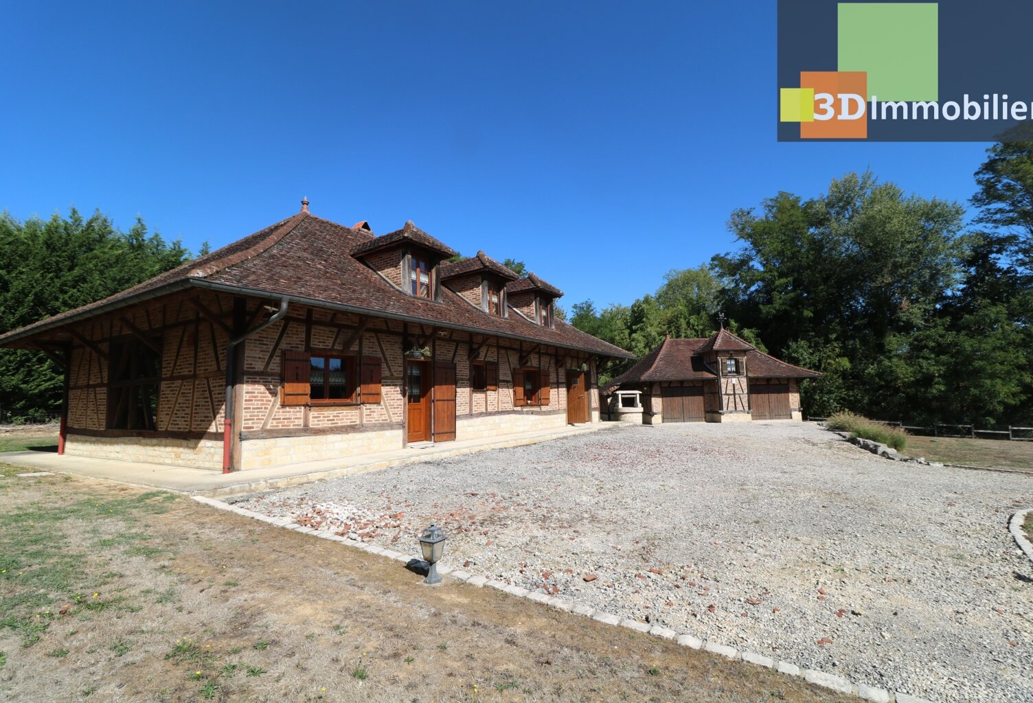 vente maison - 8 pièce(s) — photo 1
