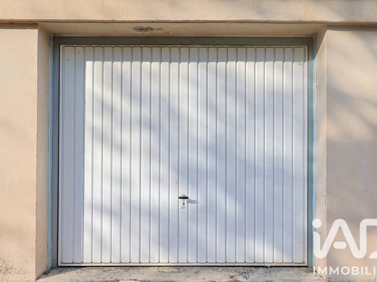 Vente Garage 17 m&sup2; — photo 1