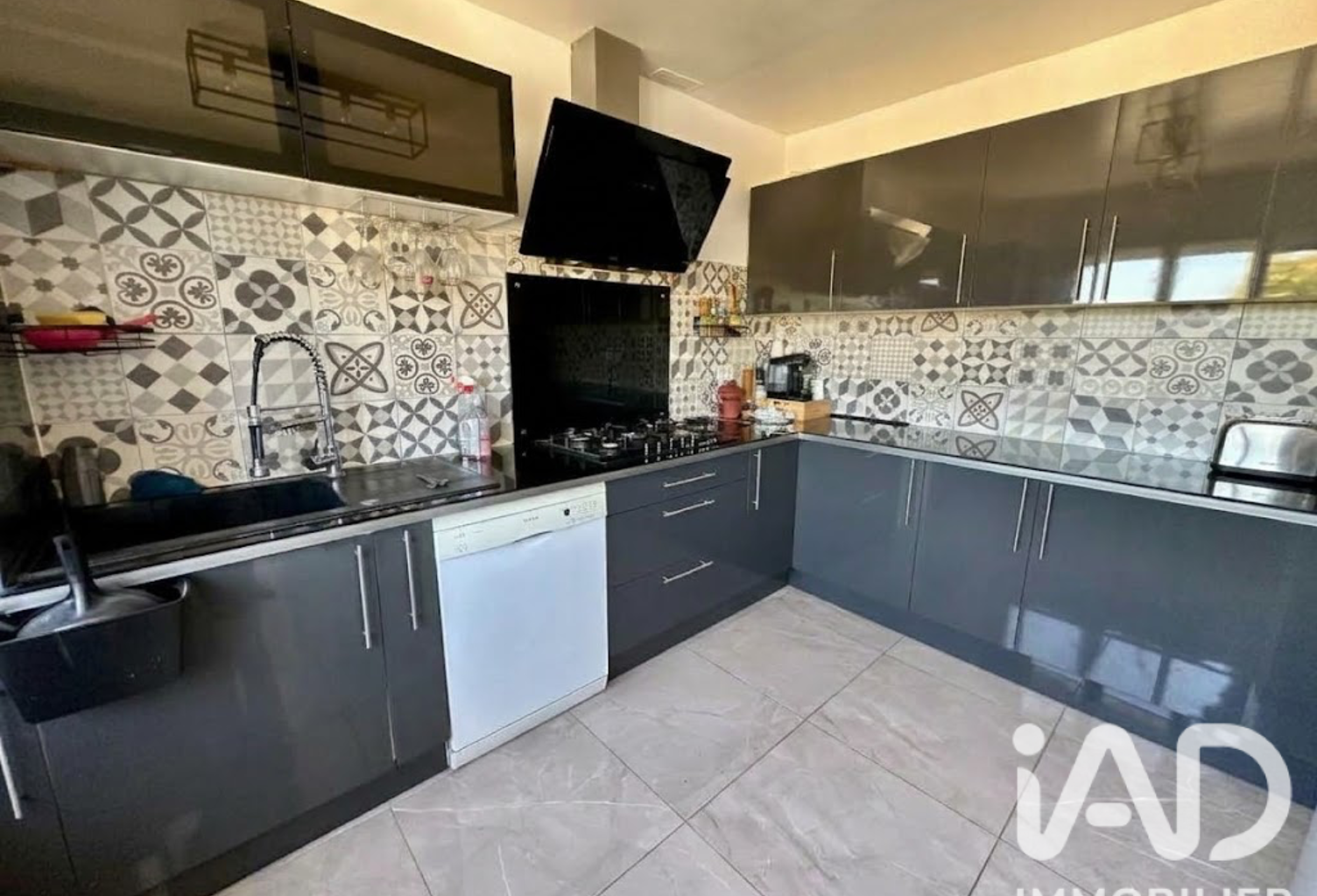 Vente Maison/villa 7 pièces — photo 1