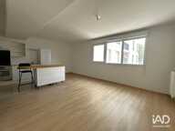 Location Local d'activités 50 m&sup2; — photo 4