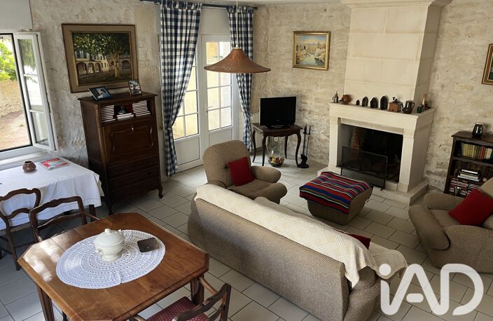 Vente Maison/villa 7 pièces — photo 2