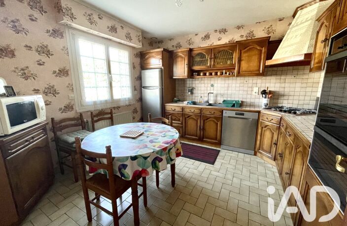 Vente Maison traditionnelle 7 pièces — photo 5