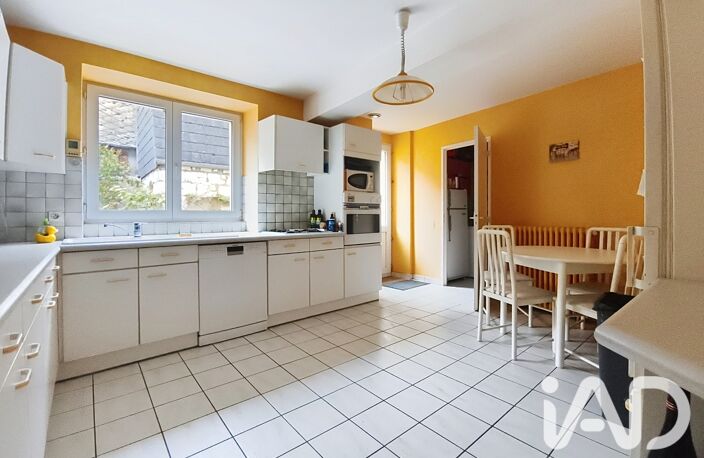 Vente Maison/villa 8 pièces — photo 3