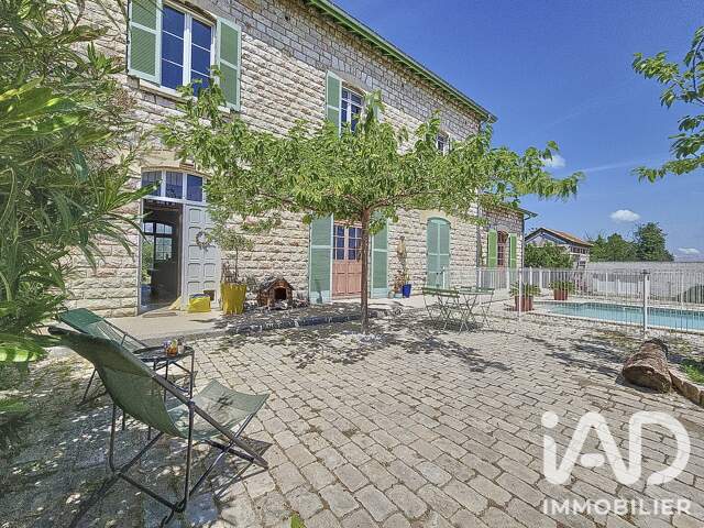 Location Maison/villa 6 pièces — photo du bien
