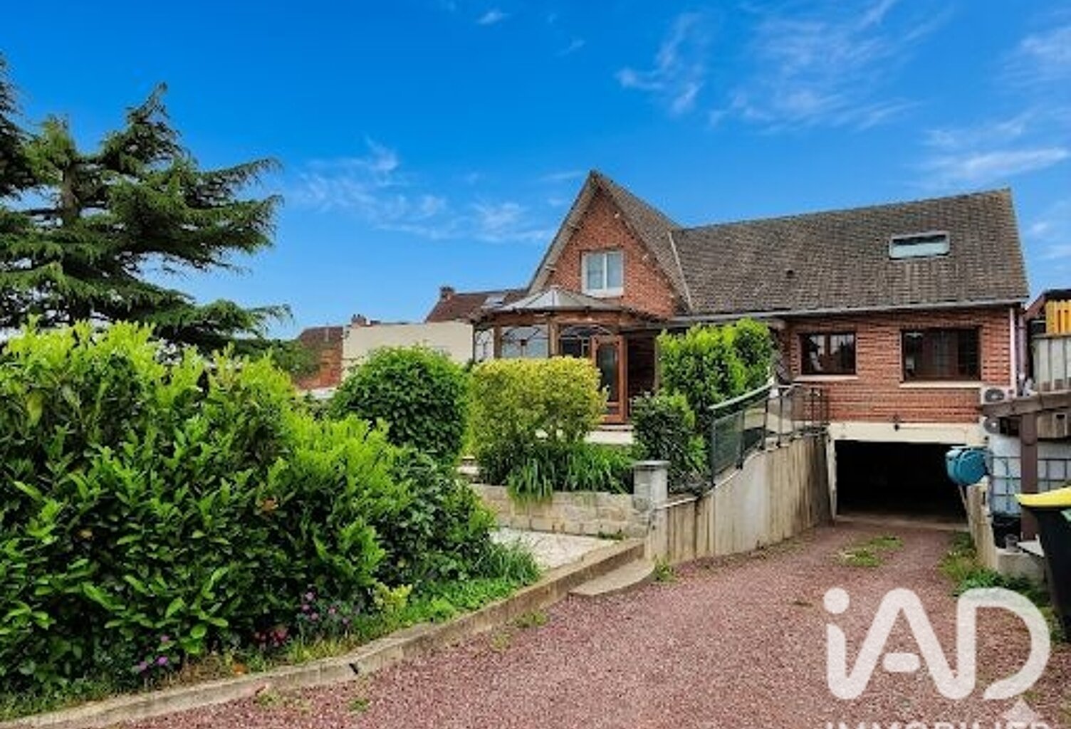 Vente Maison/villa 8 pièces — photo 1