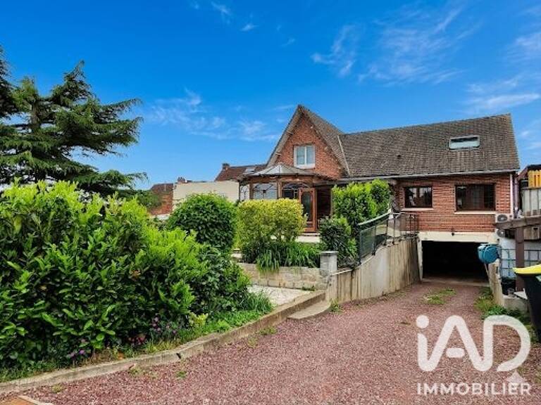 Vente Maison/villa 8 pièces — photo 1
