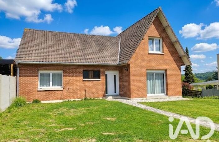 Vente Maison/villa 8 pièces — photo 2