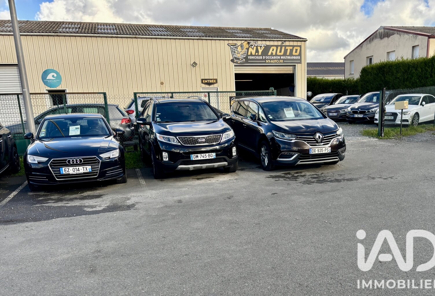 Vente Garage, Station-service 120 m&sup2; — photo 1