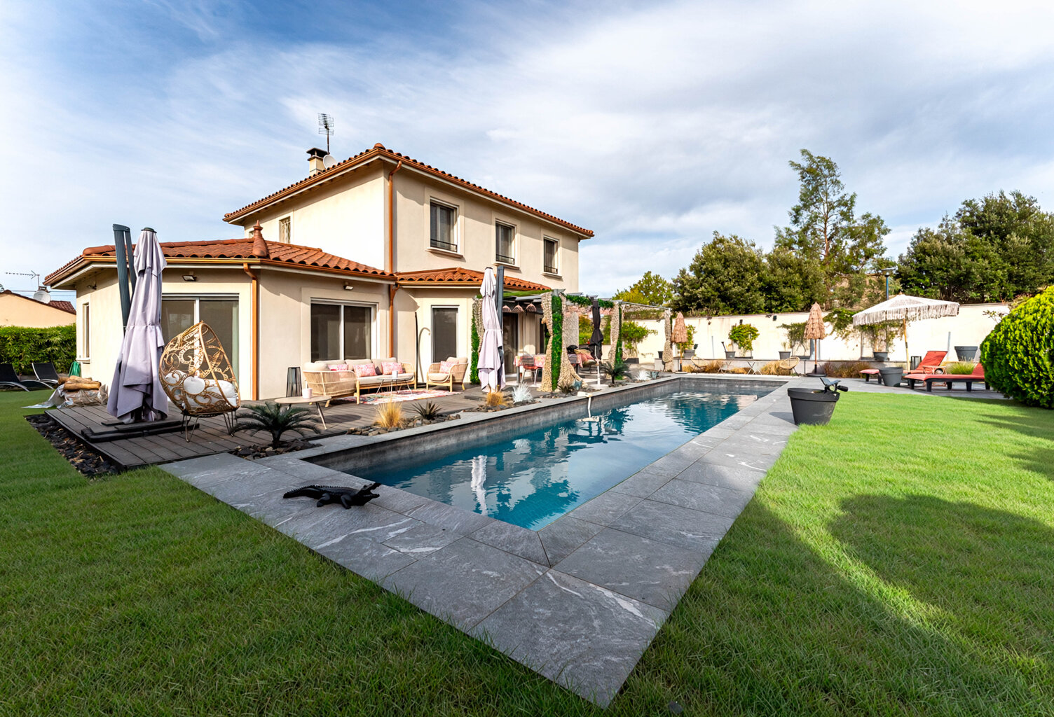 Ste Foy Maison familiale avec piscine — photo 1