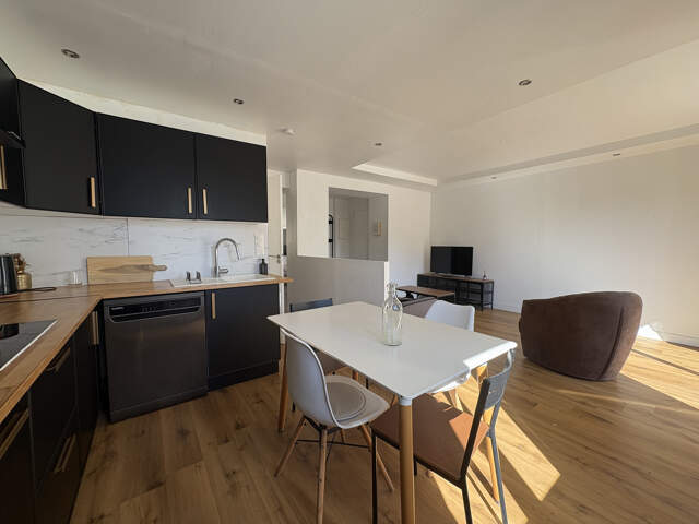 Marseille 2e, Joliette : T3 de 55 m2 rénové, climatisé, avec terrasse. Idéal investisseur — photo du bien