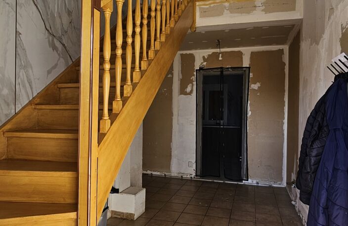 Vente Maison/villa 5 pièces — photo 2