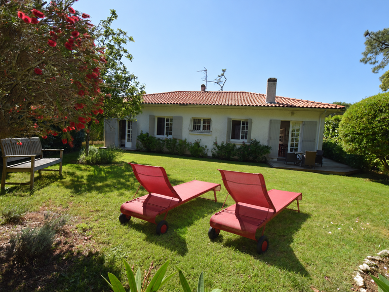  VAUX/MER -  Élégante villa avec piscine, proche plage  - AU — photo 1
