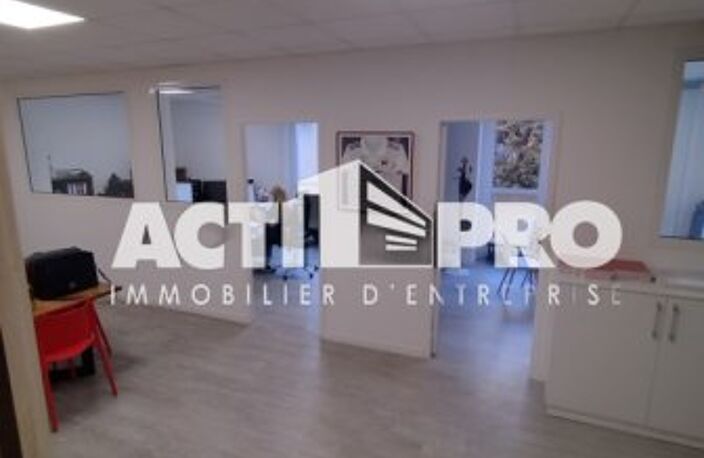 Bureaux à louer — photo 4