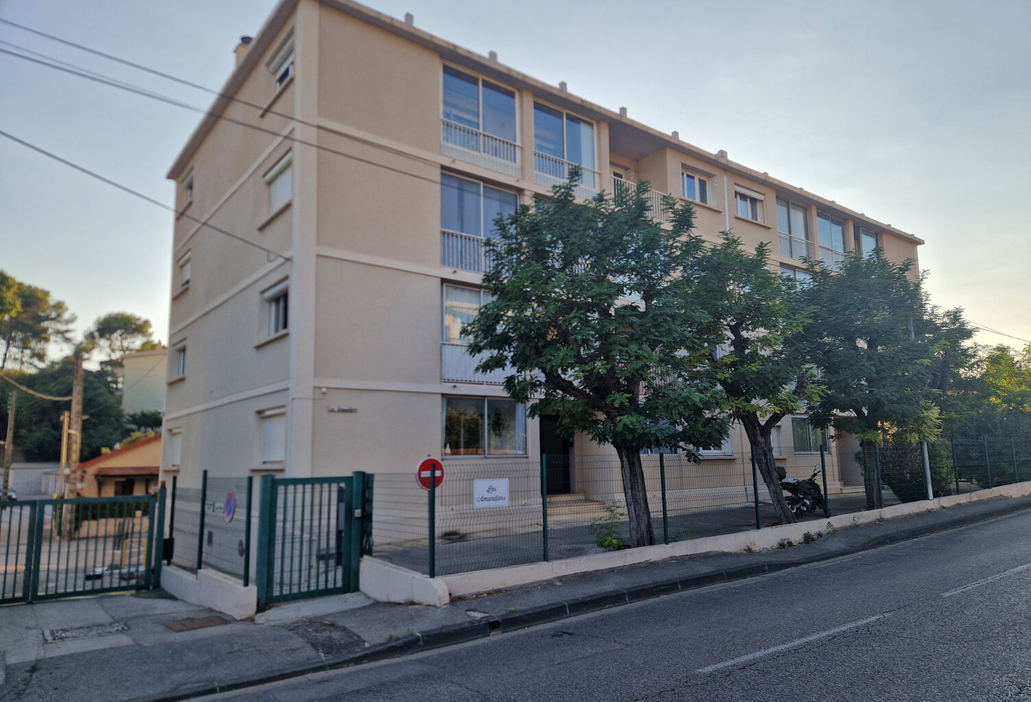 Appartement type 4 avec balcon, cave et parking — photo 1