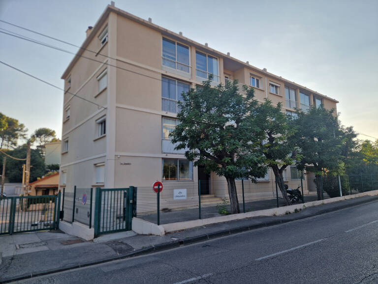 Appartement type 4 avec balcon, cave et parking — photo 1