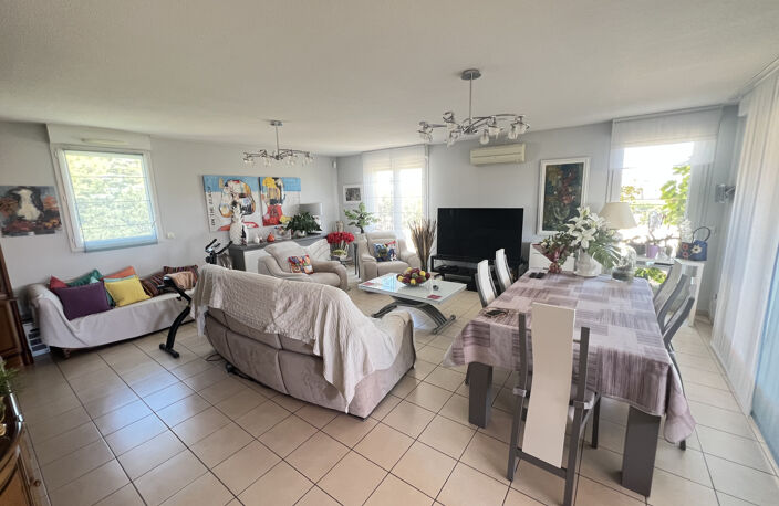 LA GARDE T4 110M2 STANDING VENDU EN NUE PROPRIETE — photo 3