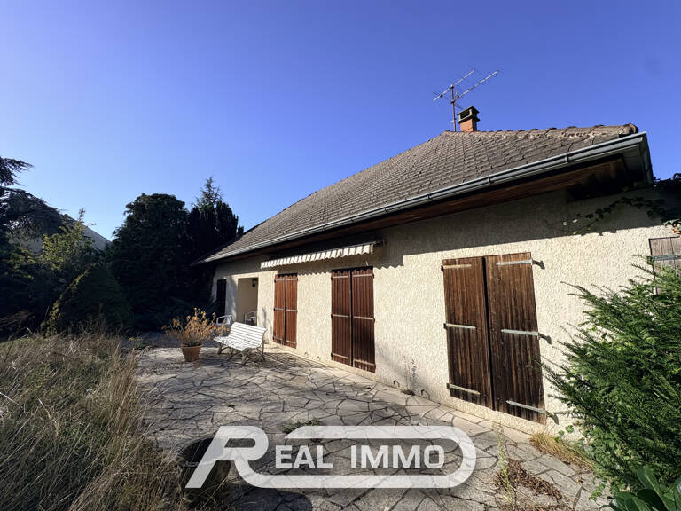 Maison de plain-pied à rénover — photo 1