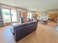 A VENDRE - Secteur Quissac - BELLE VILLA CONFORTABLE AVEC PISCINE- — photo 4