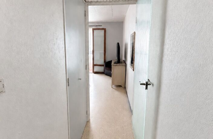 Charmant studio avec loggia à 600 mètres des plages — photo 4