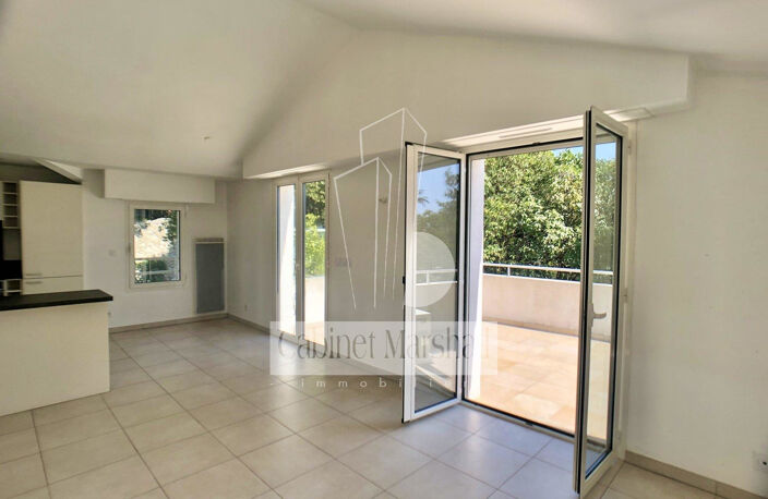  Appartement 3 pièces - avenue Georges Sand — photo 2
