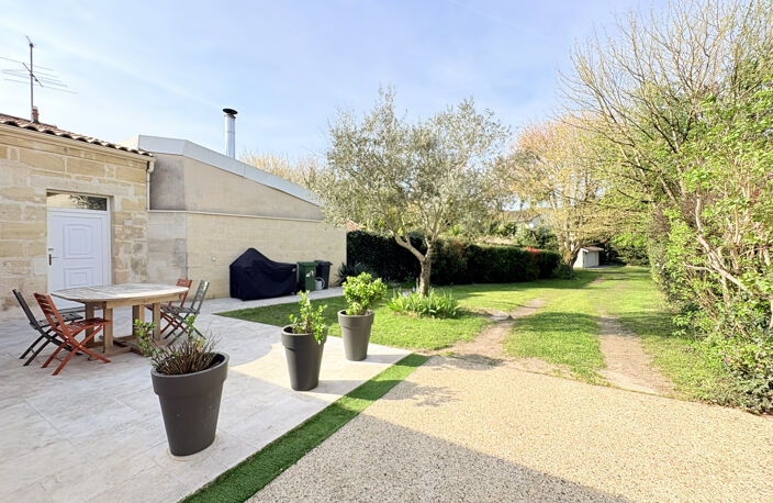 Mérignac  Mondésir-Bourran   Échoppe avec vaste jardin et g — photo 3