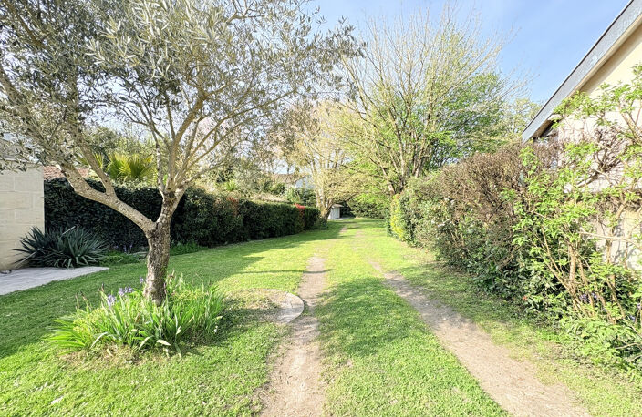 Mérignac  Mondésir-Bourran   Échoppe avec vaste jardin et g — photo 5