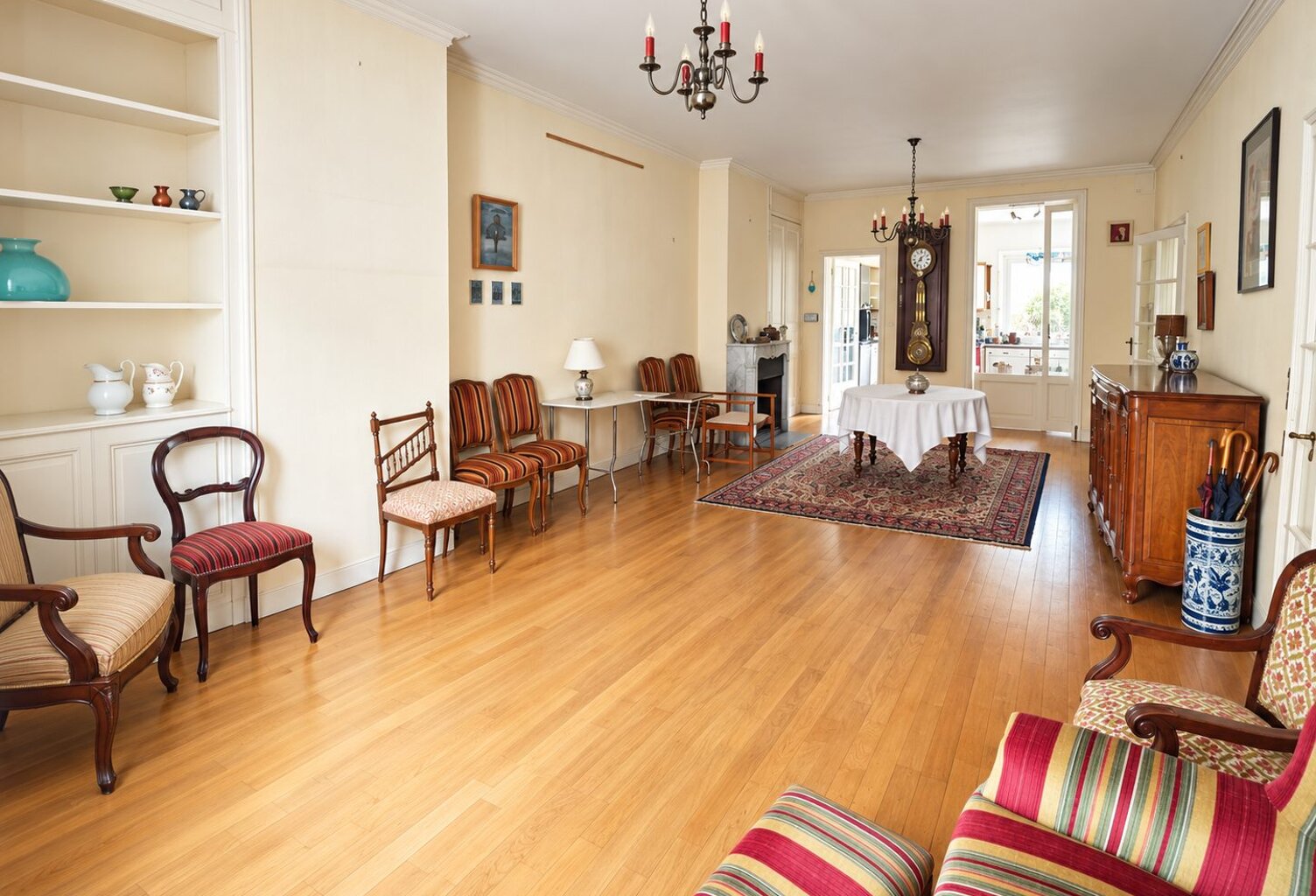 Prébendes vie rez de chaussée  Maison 5 chambres et jardin — photo 1