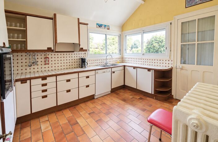 Prébendes vie rez de chaussée  Maison 5 chambres et jardin — photo 2