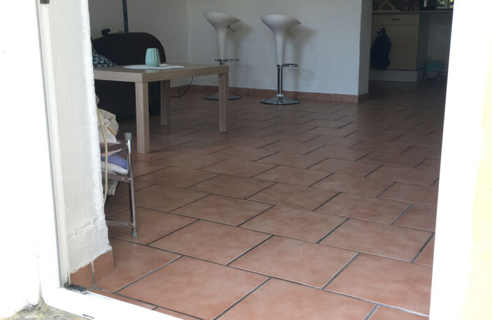 APPARTEMENT  MEUBLE Type 3 — photo 3